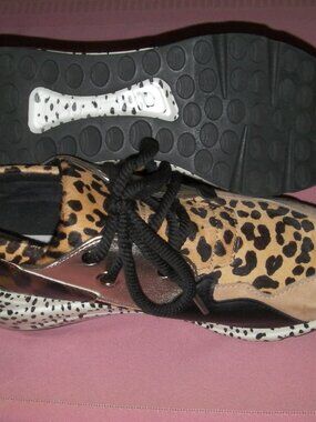 New, never worn--Wild and Colorful Womens Steve Madden Shoes size10
